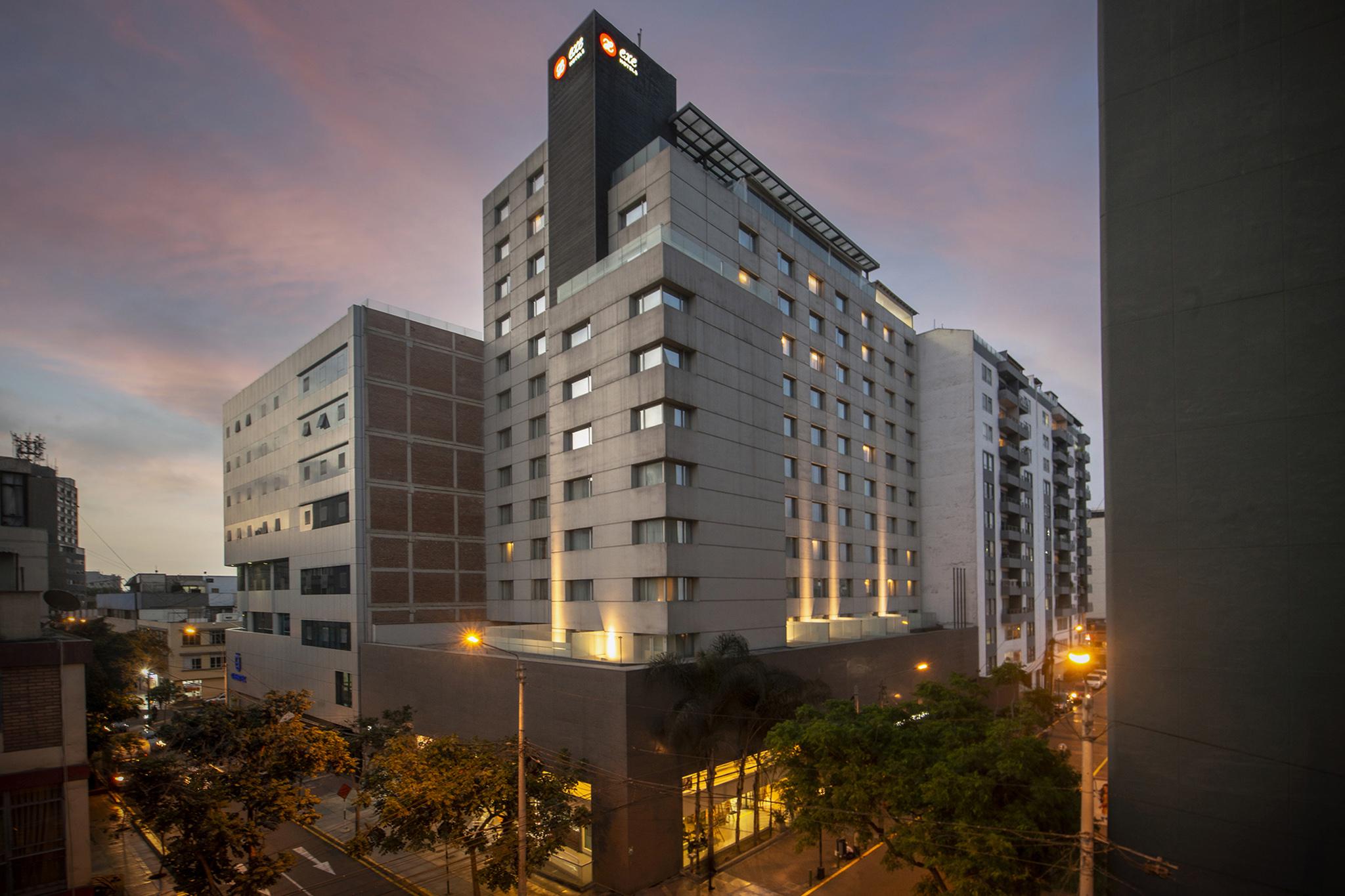 Exe Miraflores Lima Exteriör bild